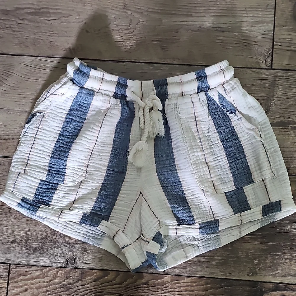 Ocean Drive High Waist Blue and White Shorts - Picture 1 of 2